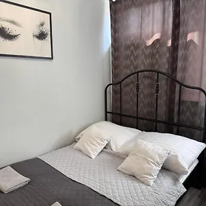 https://coser-apartament-na-grzybowskiej.warsawhotelspoland.com